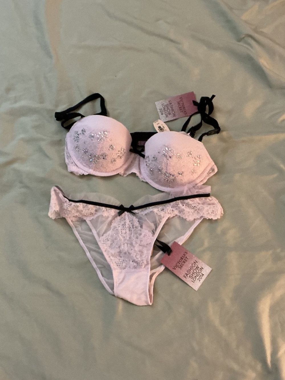 Victoria’s Secret Dream Angels 2014 Fashion Show Bra and Panty
